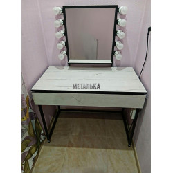 Туалетный стол, трюмо